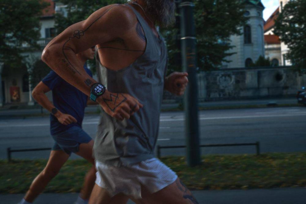 Ceas multisport Suunto Race 2
