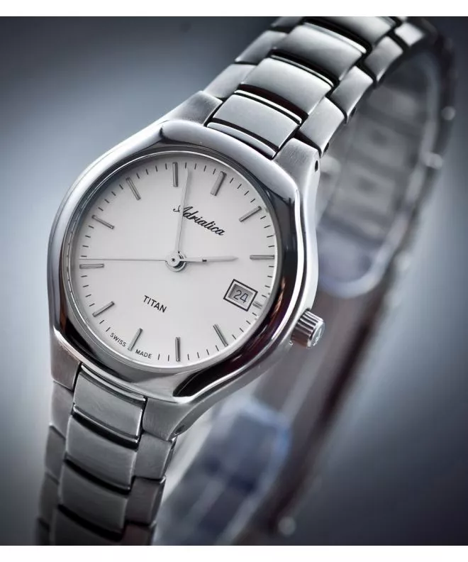 Ceas dama Adriatica Classic Titan A5201.4117Q
