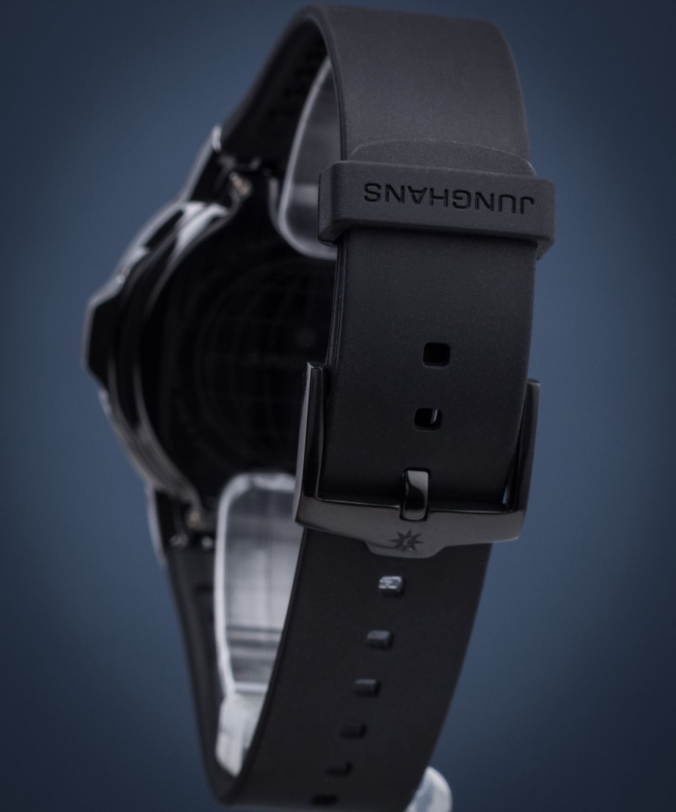 JUNGHANS Orologio Uomo Titanio E Ceramica – Solare E Radiocontrollato – Quadrante Nero – 41 Mm