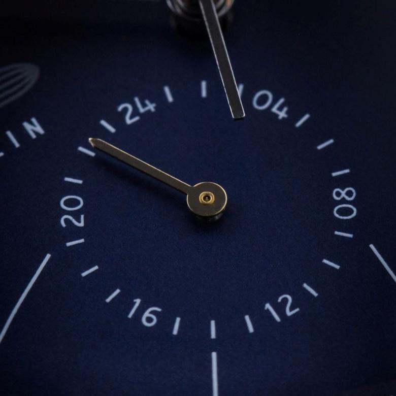 Ceas Zeppelin 7366-3 - Indicator de timp zilnic